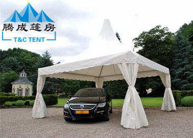 単一の皮の構造を駐車する車のための屋外の多使用された防水おおいのテント